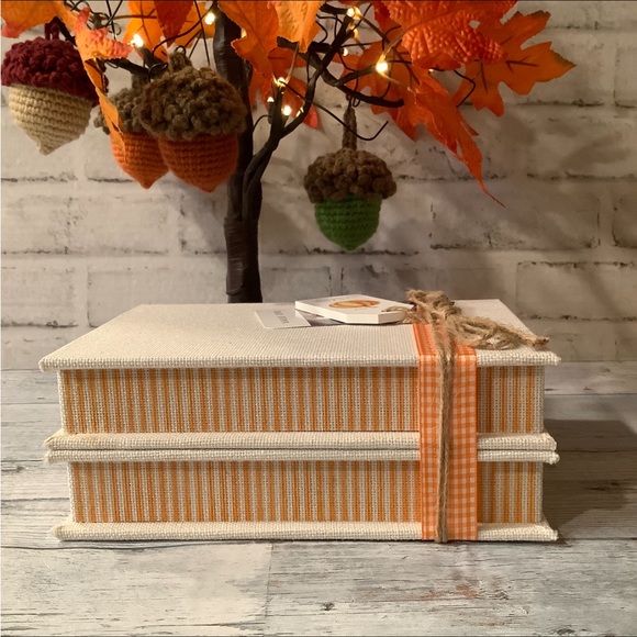 Rae Dunn Harvest Blessings Book Stack - Picture 4 of 5